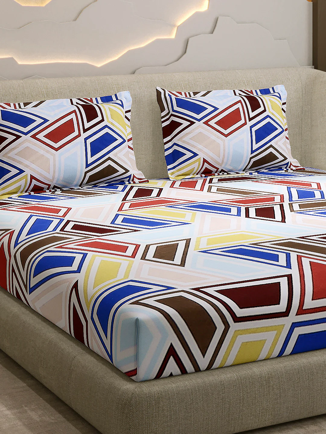 104 TC 100% Cotton Double Bed 1 Bedsheet with 2 Pillow Cover (Samriddhi)