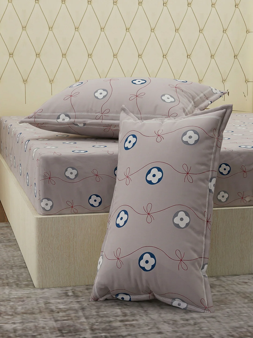 120 GSM Polyester Double Bed Bedsheet with 2 Pillow Covers Clara Collection - Image 5