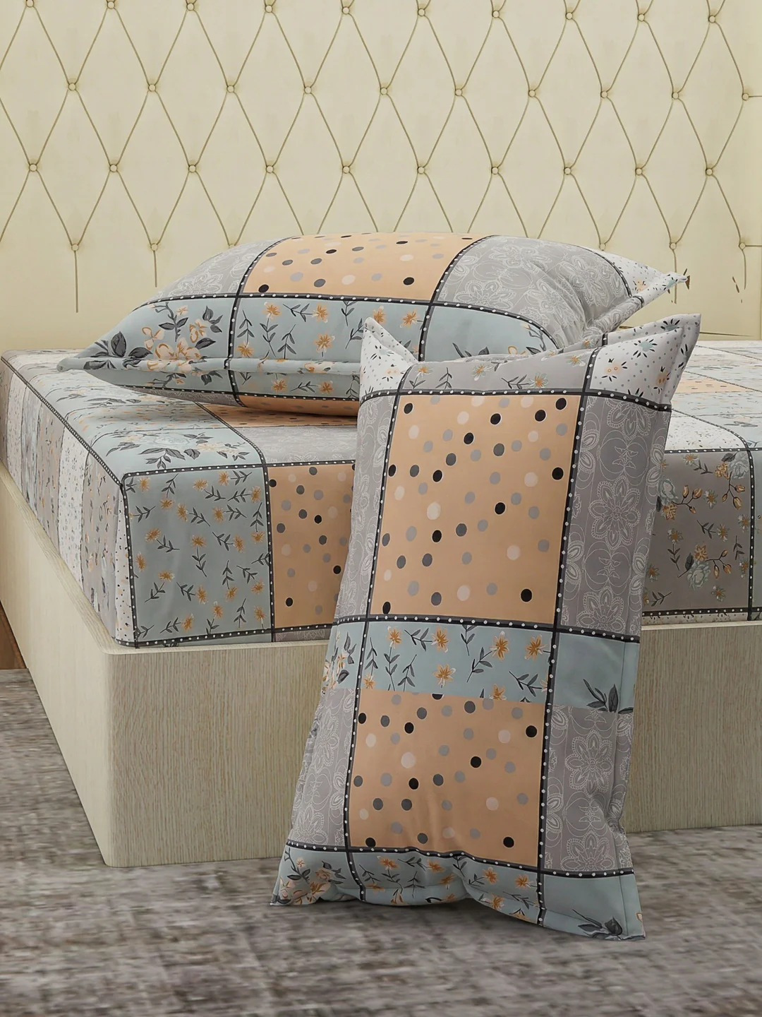 120 GSM Polyester Double Bed Bedsheet with 2 Pillow Covers Clara Collection - Image 5