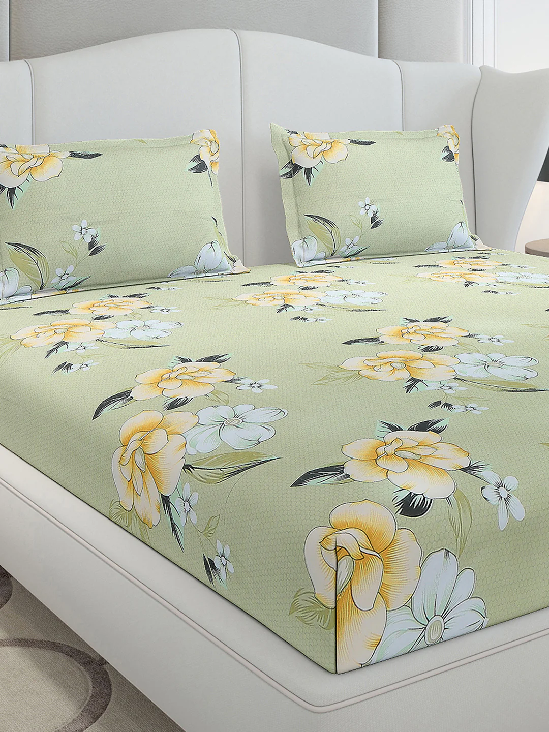 120 GSM Polyester Queen Size 1 Bedsheet with 2 Pillow Covers (Occasion) - Image 4