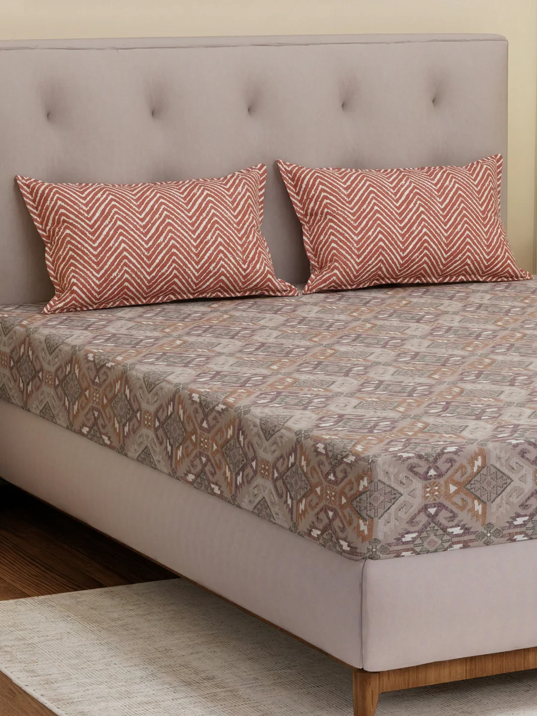 MOCA by Monte Carlo 120 TC Polycotton Double Bed Bedsheet with 2 Pillow Covers Paradise Collection