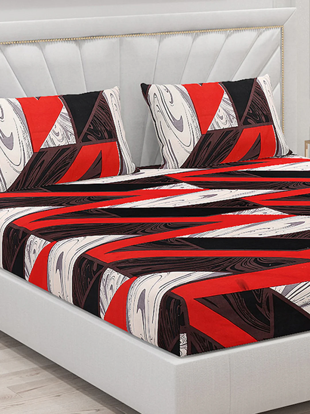 125 GSM Polyester Double Bed Bedsheet with 2 Pillow Covers - Image 5