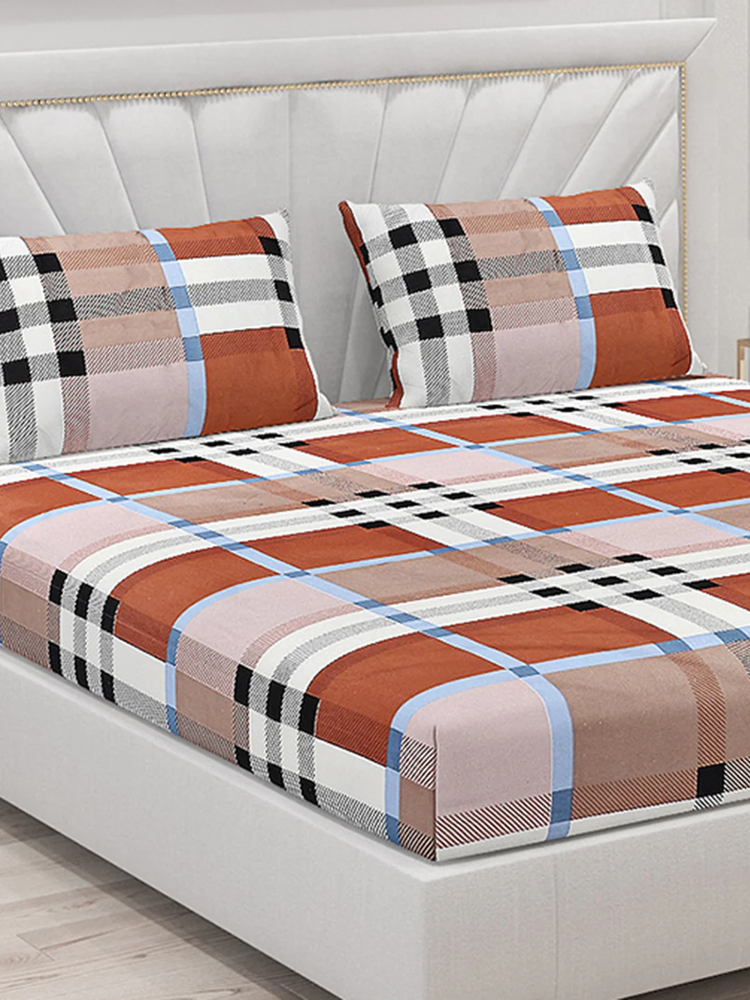 125 GSM Polyester Double Bed Bedsheet with 2 Pillow Covers - Image 5