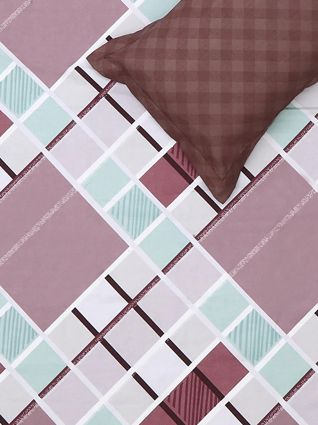 130 GSM Polyester Double Bed 1 Bedsheet with 2 Pillow Cover (Immortal) - Image 5