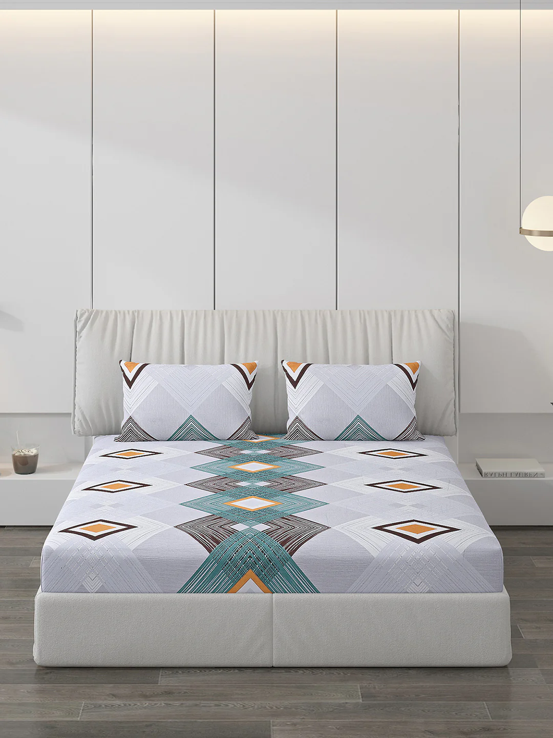 130 GSM Polyester Double Bed Bedsheet with 2 Pillow Covers - Image 3