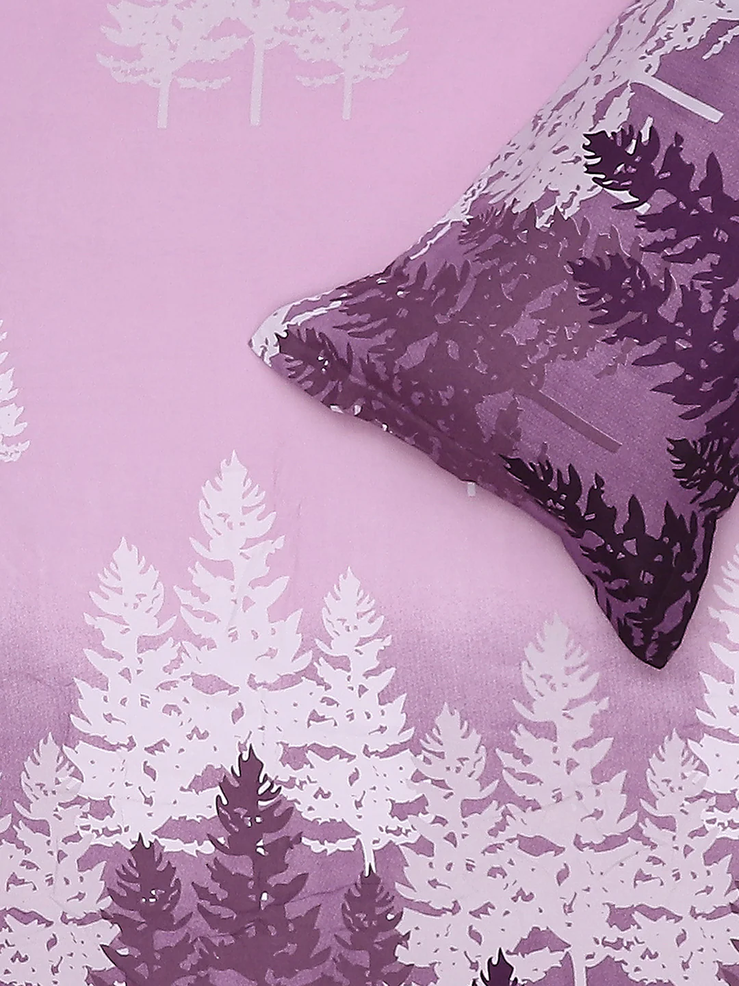 130 GSM Polyester Double Bed Bedsheet with 2 Pillow Covers - Image 6