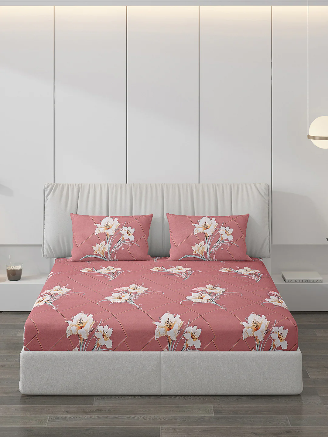 130 GSM Polyester Double Bed Bedsheet with 2 Pillow Covers - Image 3
