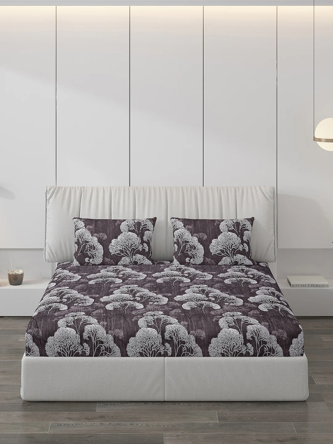 130 GSM Polyester Double Bed Bedsheet with 2 Pillow Covers - Image 3