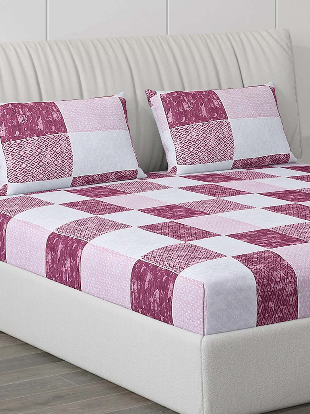 130 GSM Polyester Double Bed Bedsheet with 2 Pillow Covers - Image 5