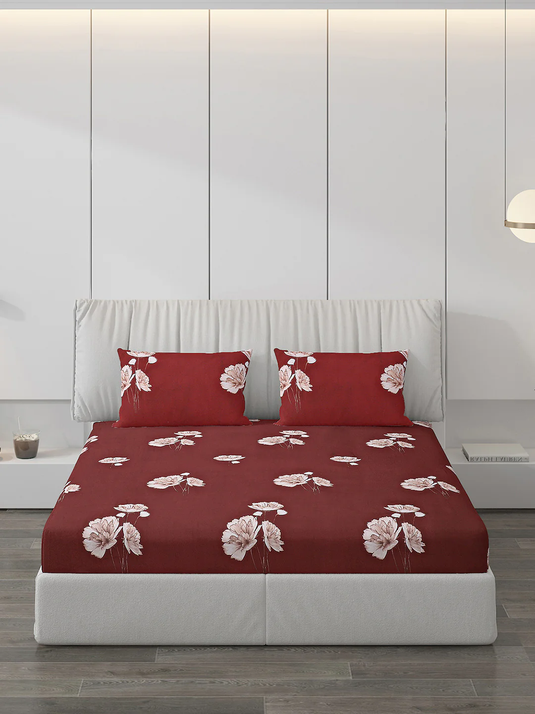 130 GSM Polyester Double Bed Bedsheet with 2 Pillow Covers - Image 3