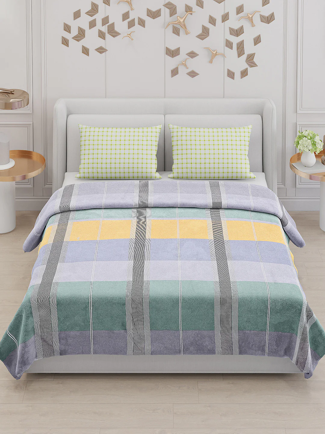 130 GSM Polyester Double Bed Bedsheet with 2 Pillow Covers - Image 2