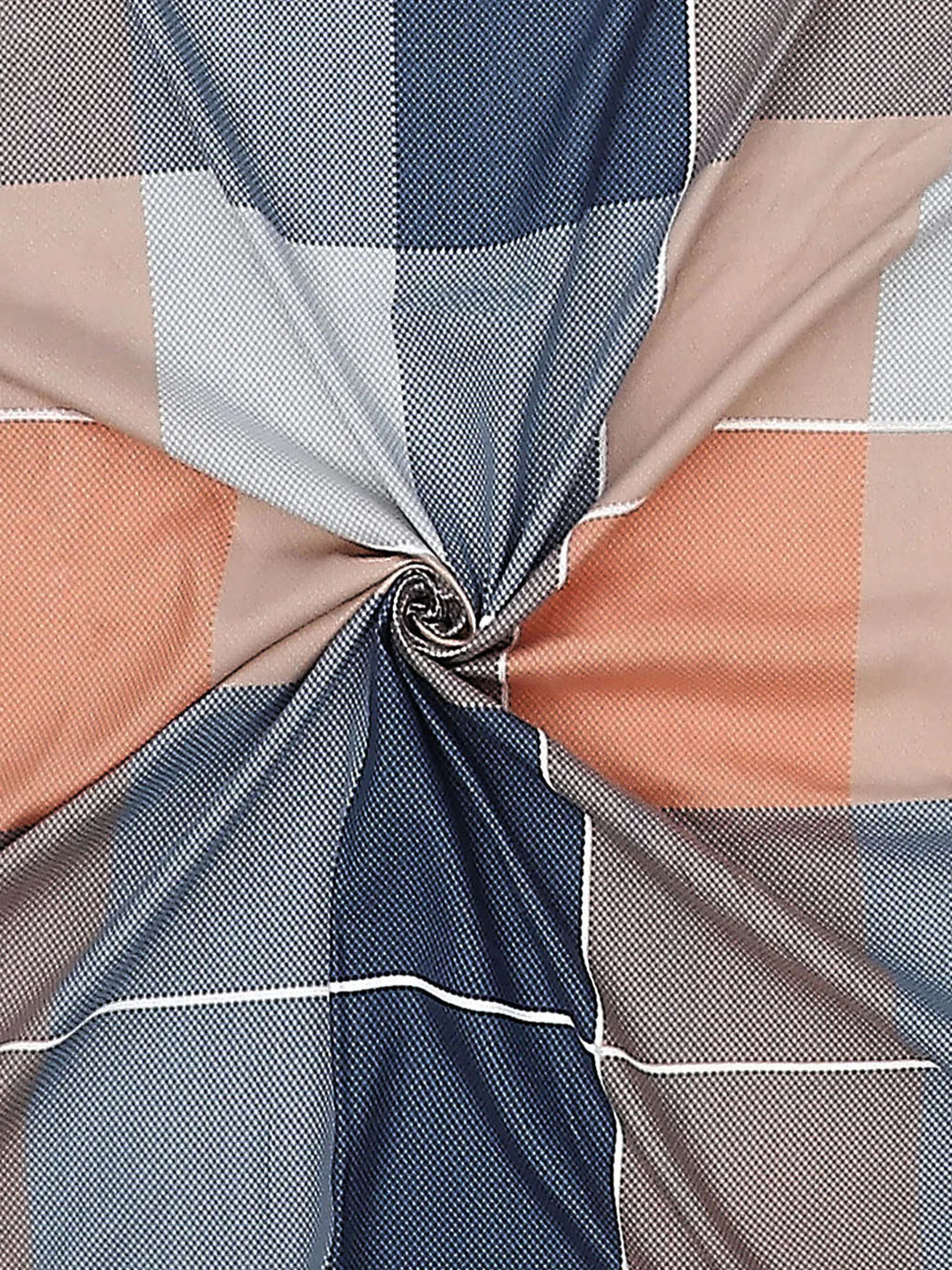 130 GSM Polyester Double Bed Bedsheet with 2 Pillow Covers - Image 9