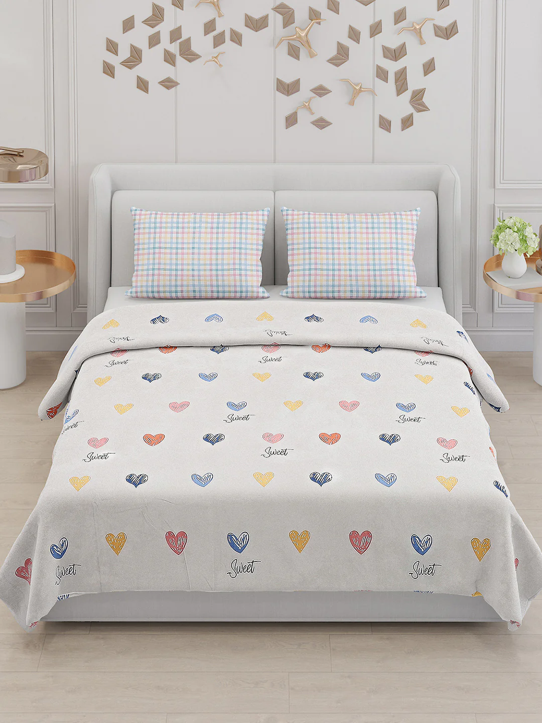 130 GSM Polyester Double Bed Bedsheet with 2 Pillow Covers - Image 2