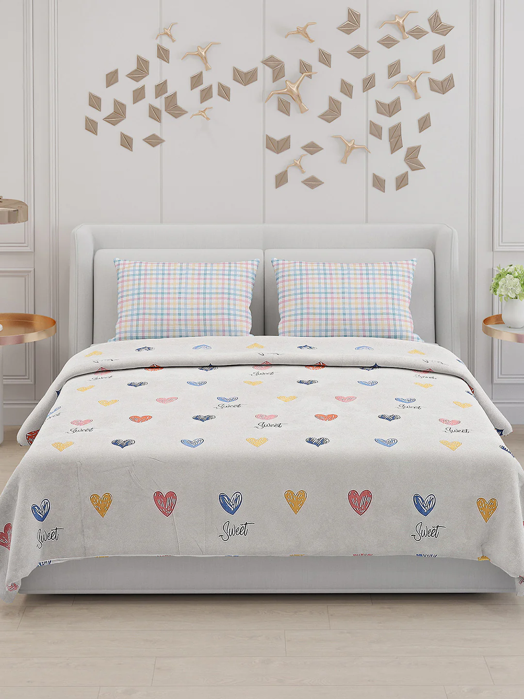 130 GSM Polyester Double Bed Bedsheet with 2 Pillow Covers - Image 3