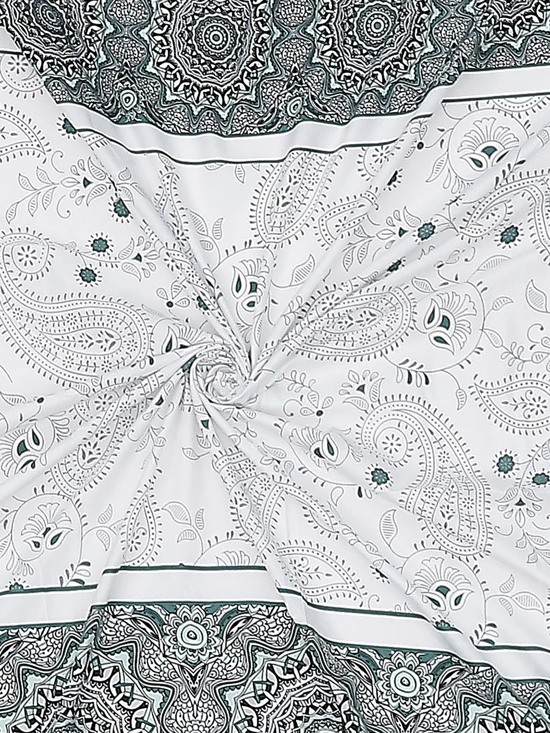 130 GSM Polyester Double Bed Bedsheet with 2 Pillow Covers - Image 9