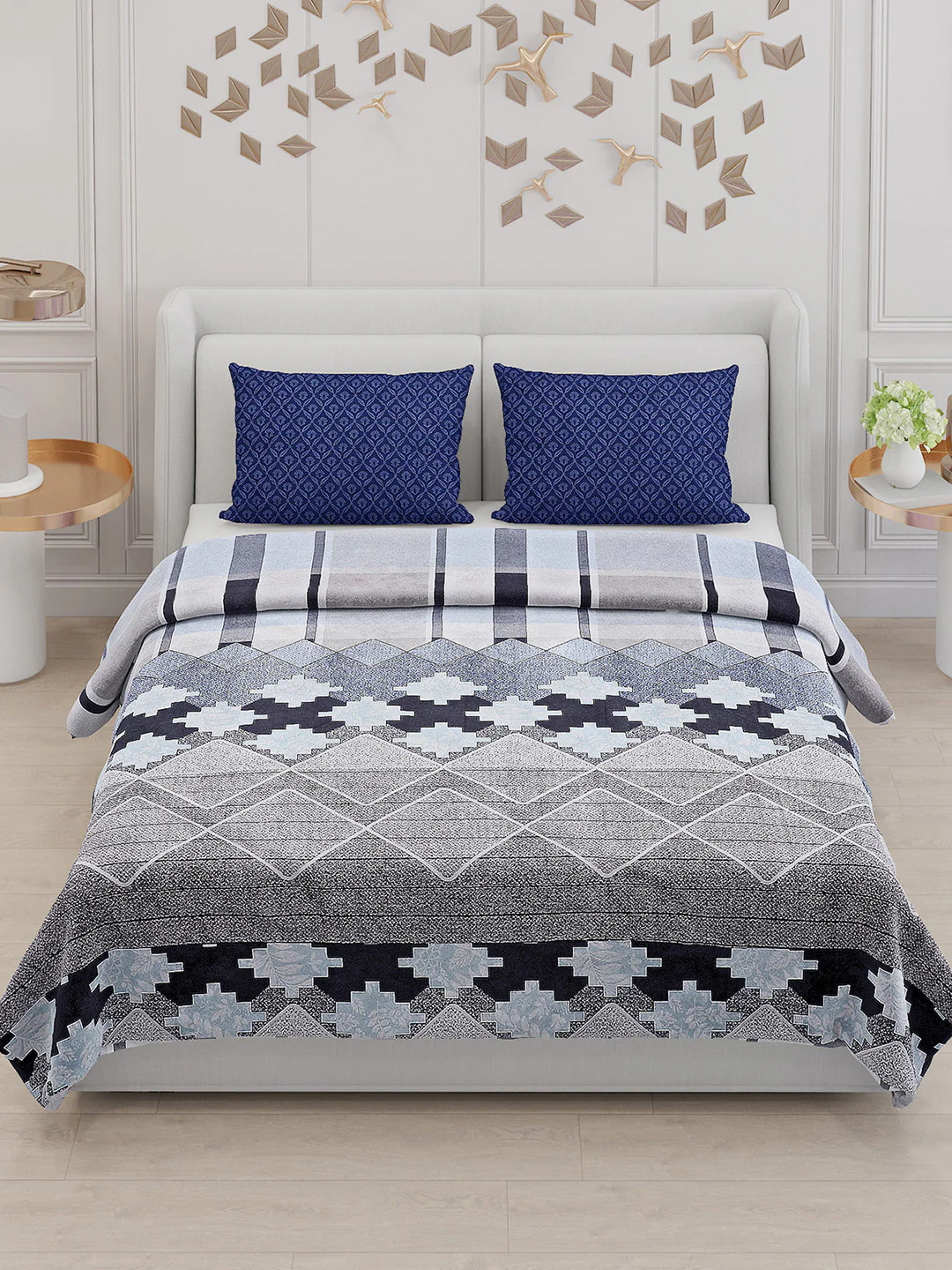 130 GSM Polyester Double Bed Bedsheet with 2 Pillow Covers - Image 2