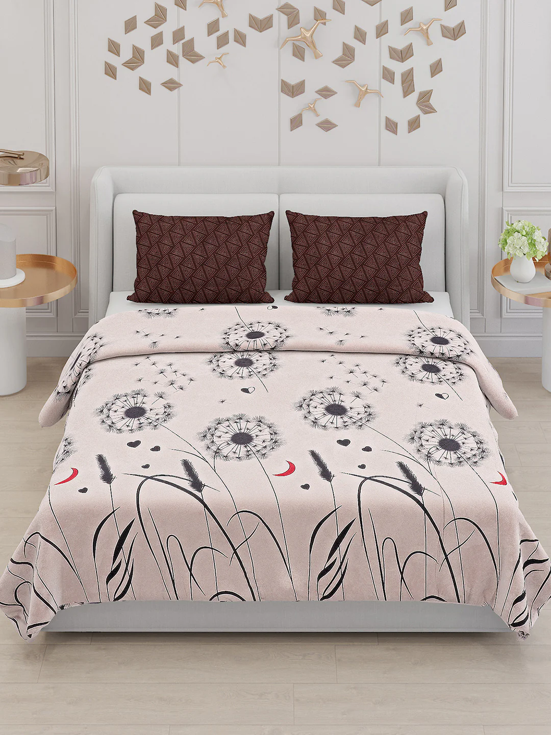 130 GSM Polyester Double Bed Bedsheet with 2 Pillow Covers - Image 2