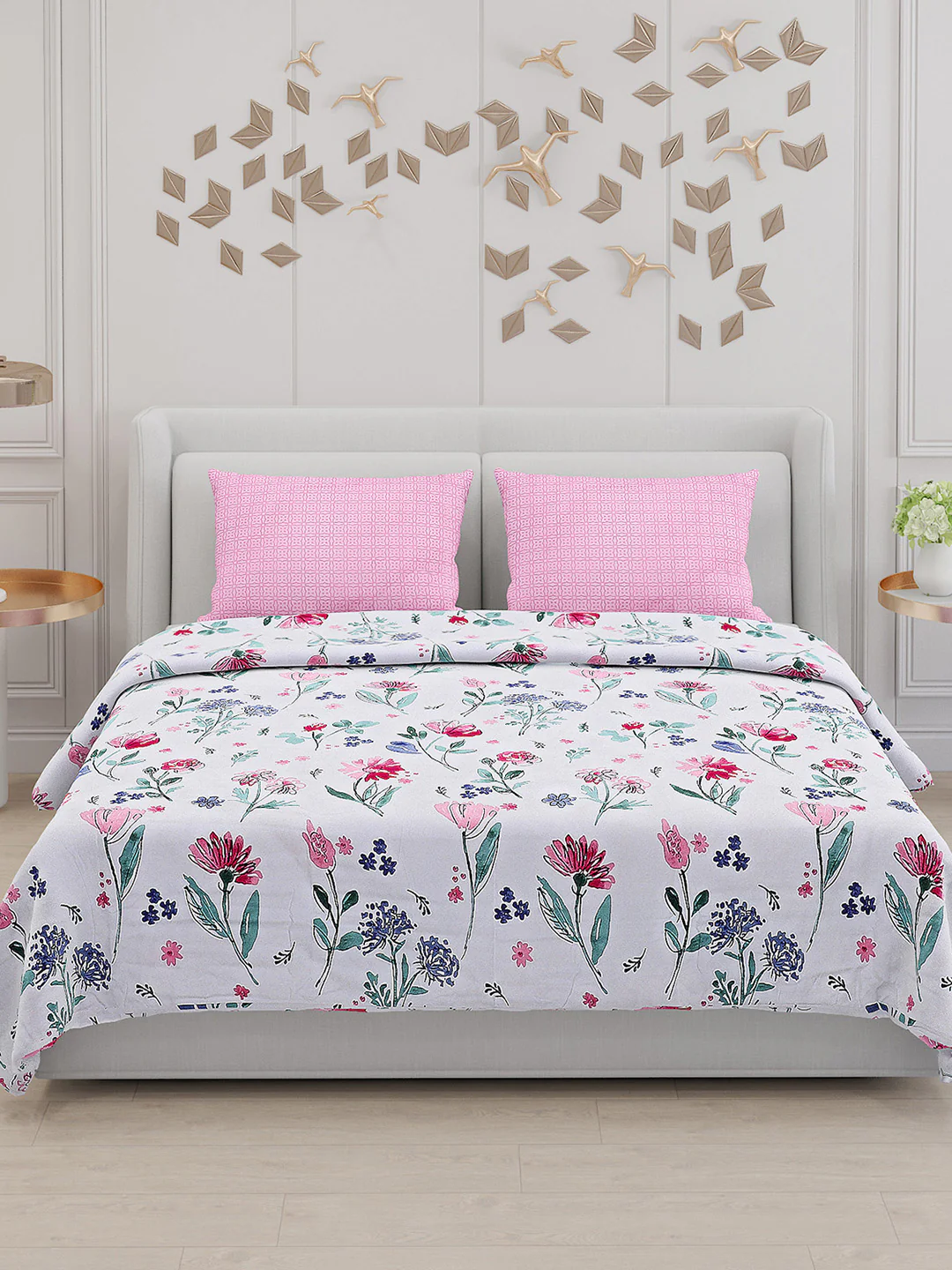 130 GSM Polyester Double Bed Bedsheet with 2 Pillow Covers - Image 3