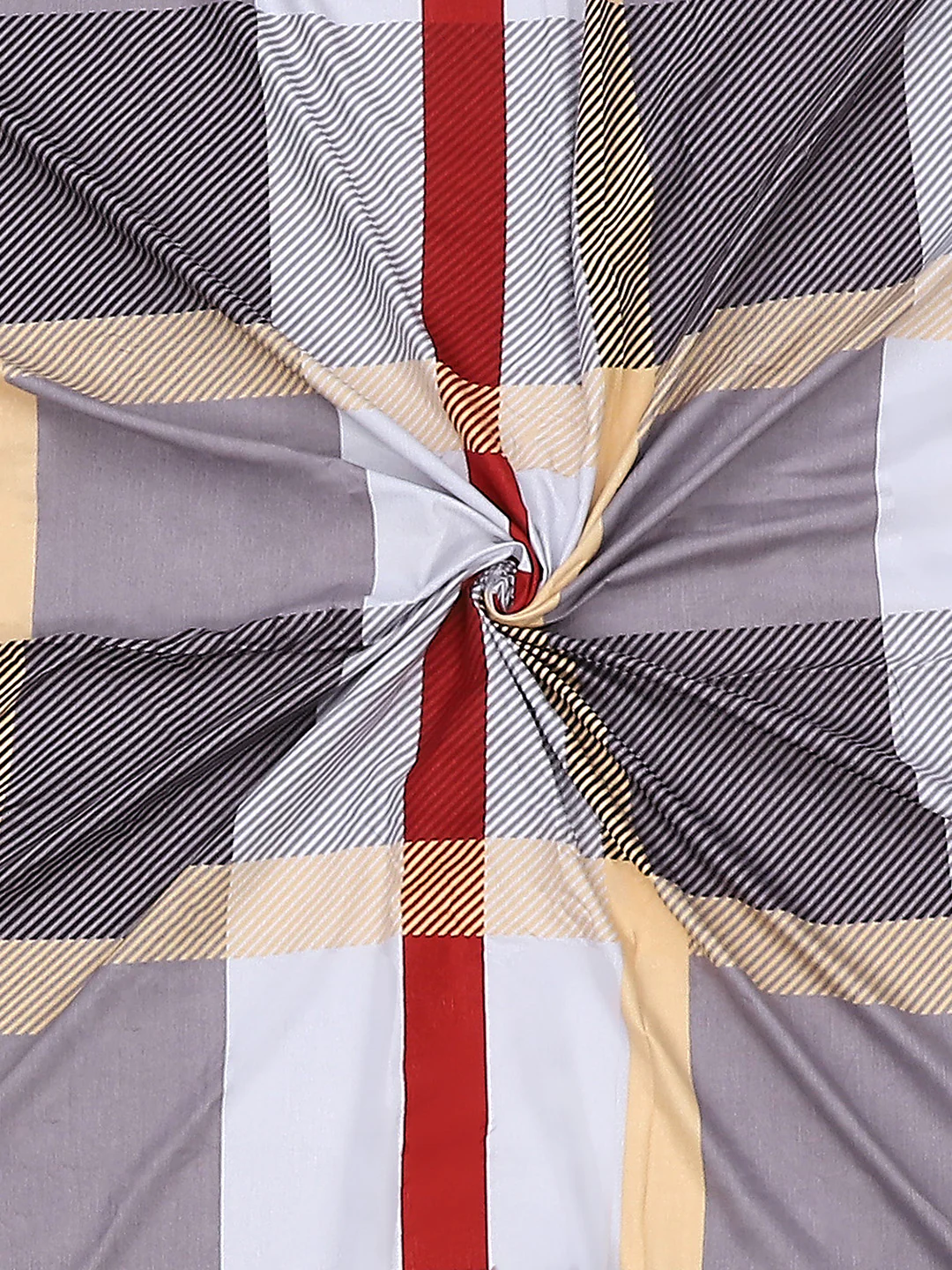 130 GSM Polyester Double Bed Bedsheet with 2 Pillow Covers - Image 9