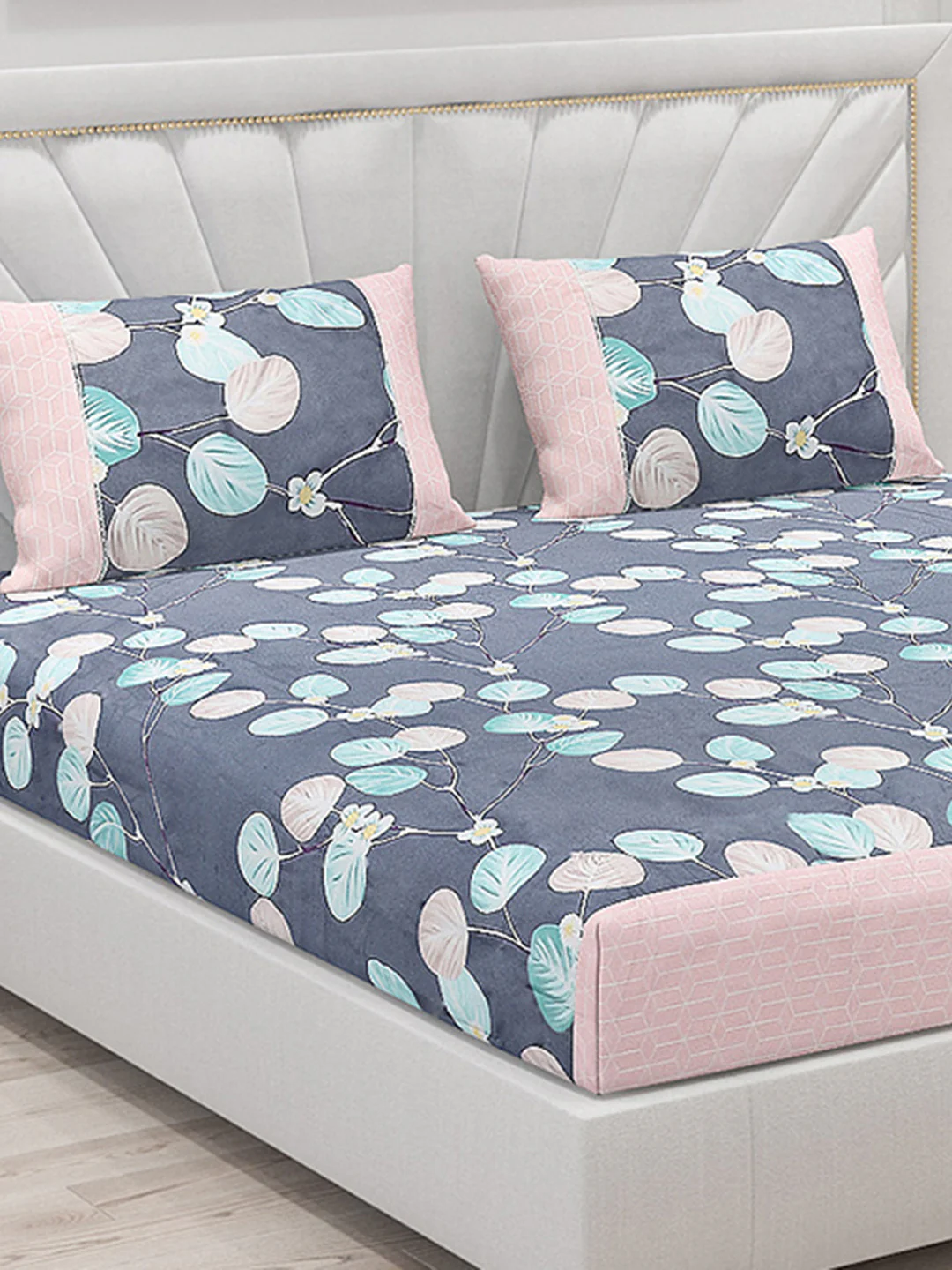 130 GSM Polyester Double Bed Bedsheet with 2 Pillow Covers - Image 5