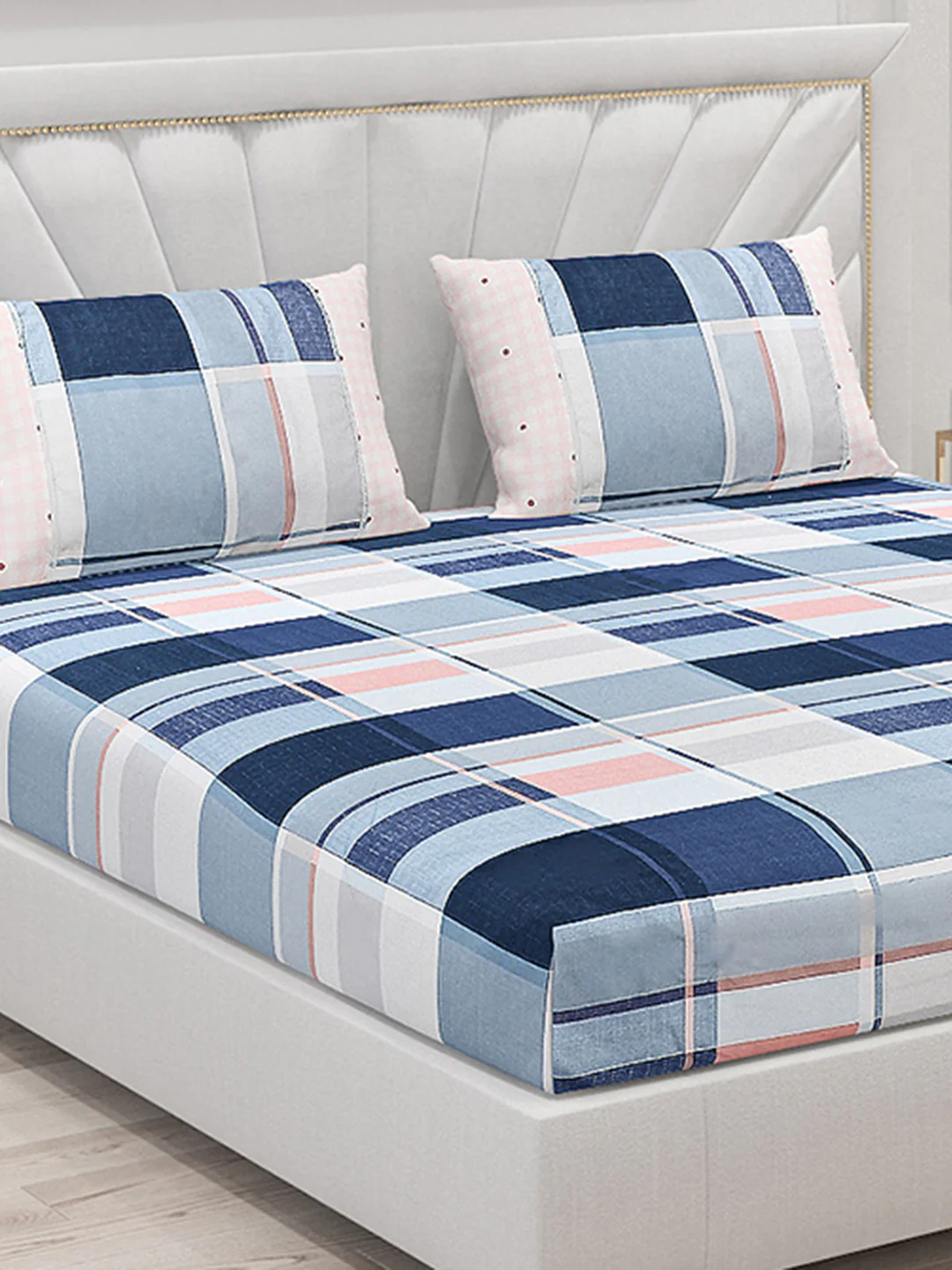 130 GSM Polyester Double Bed Bedsheet with 2 Pillow Covers - Image 5