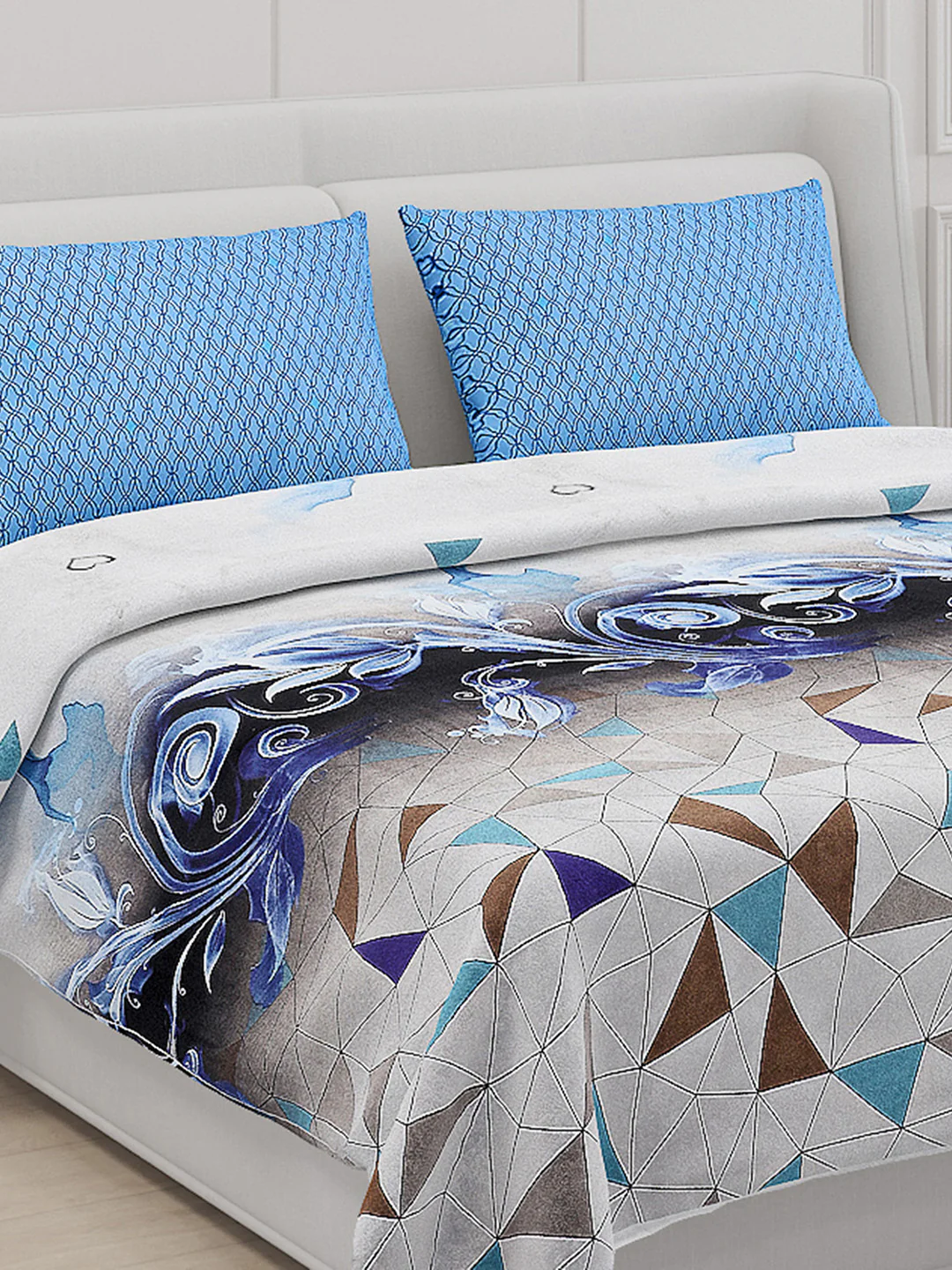 130 GSM Polyester Double Bed Bedsheet with 2 Pillow Covers - Image 5