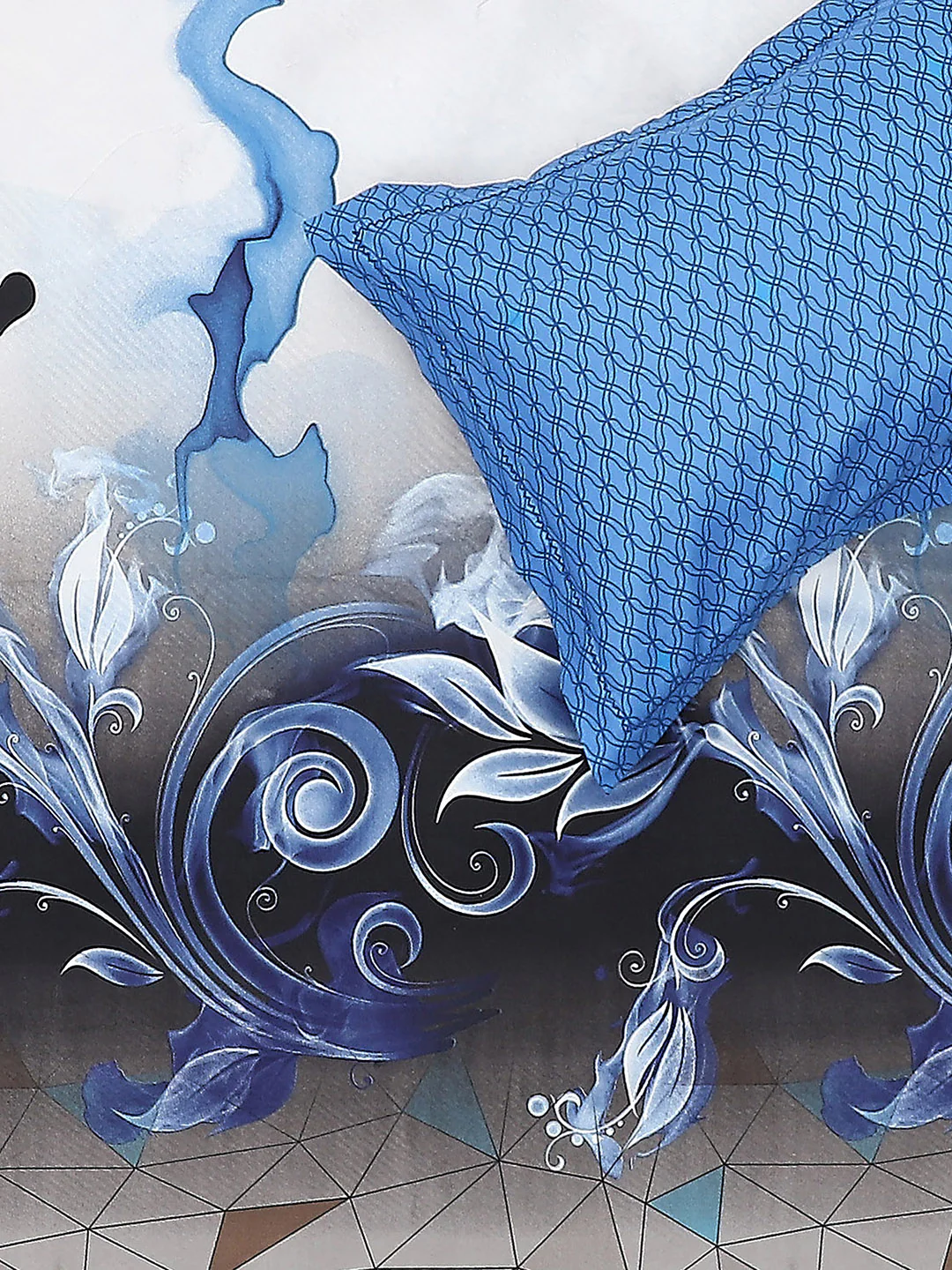 130 GSM Polyester Double Bed Bedsheet with 2 Pillow Covers - Image 6