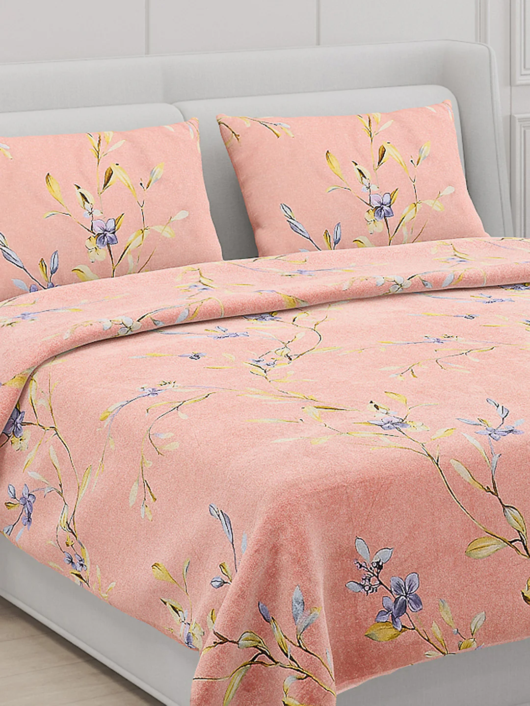 130 GSM Polyester Double Bed Bedsheet with 2 Pillow Covers - Image 5