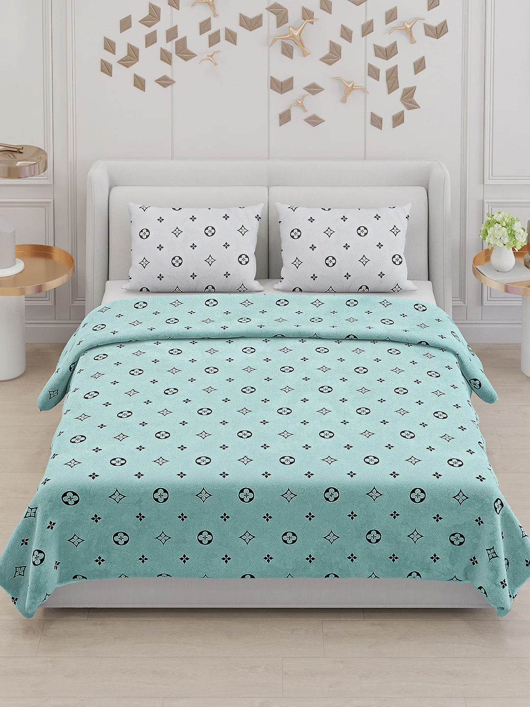130 GSM Polyester Double Bed Bedsheet with 2 Pillow Covers - Image 2
