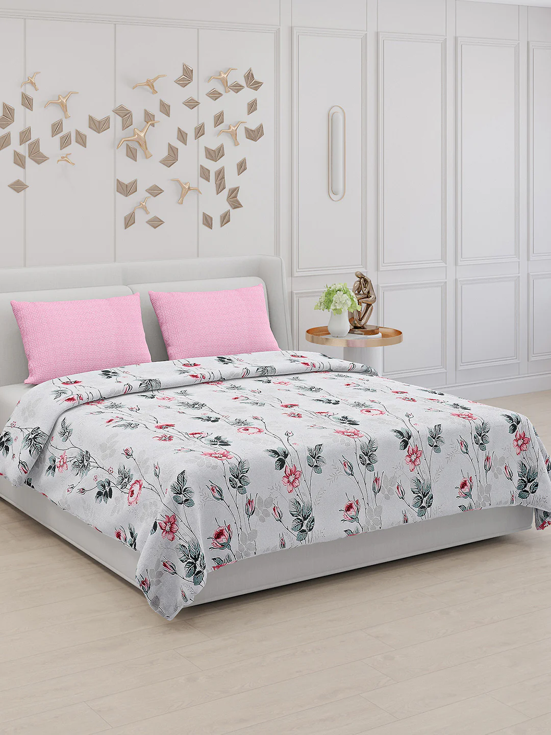 130 GSM Polyester Double Bed Bedsheet with 2 Pillow Covers - Image 2