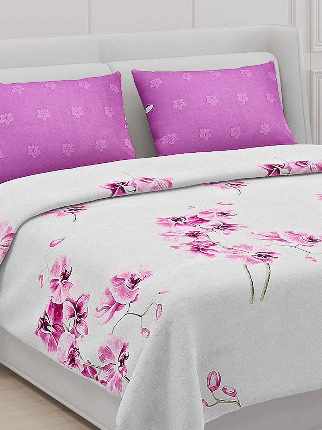 130 GSM Polyester Double Bed Bedsheet with 2 Pillow Covers - Image 5