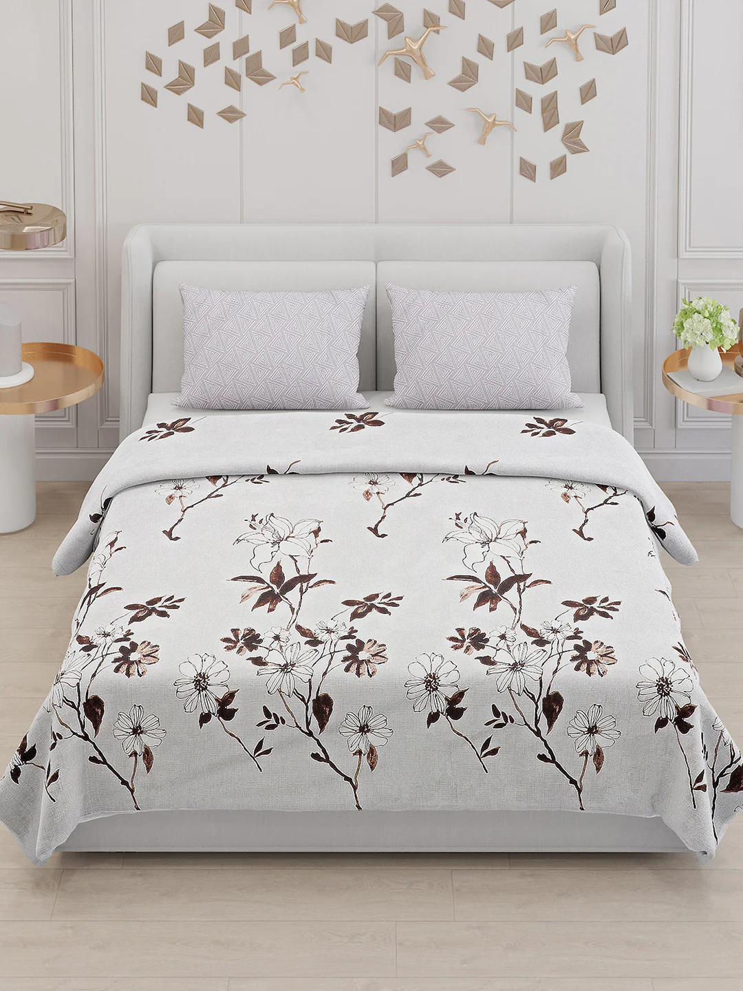 130 GSM Polyester Double Bed Bedsheet with 2 Pillow Covers - Image 2