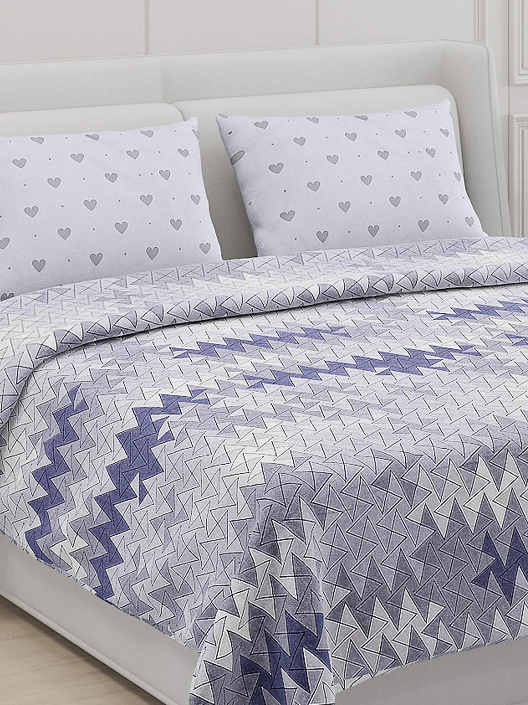 130 GSM Polyester Double Bed Bedsheet with 2 Pillow Covers - Image 5