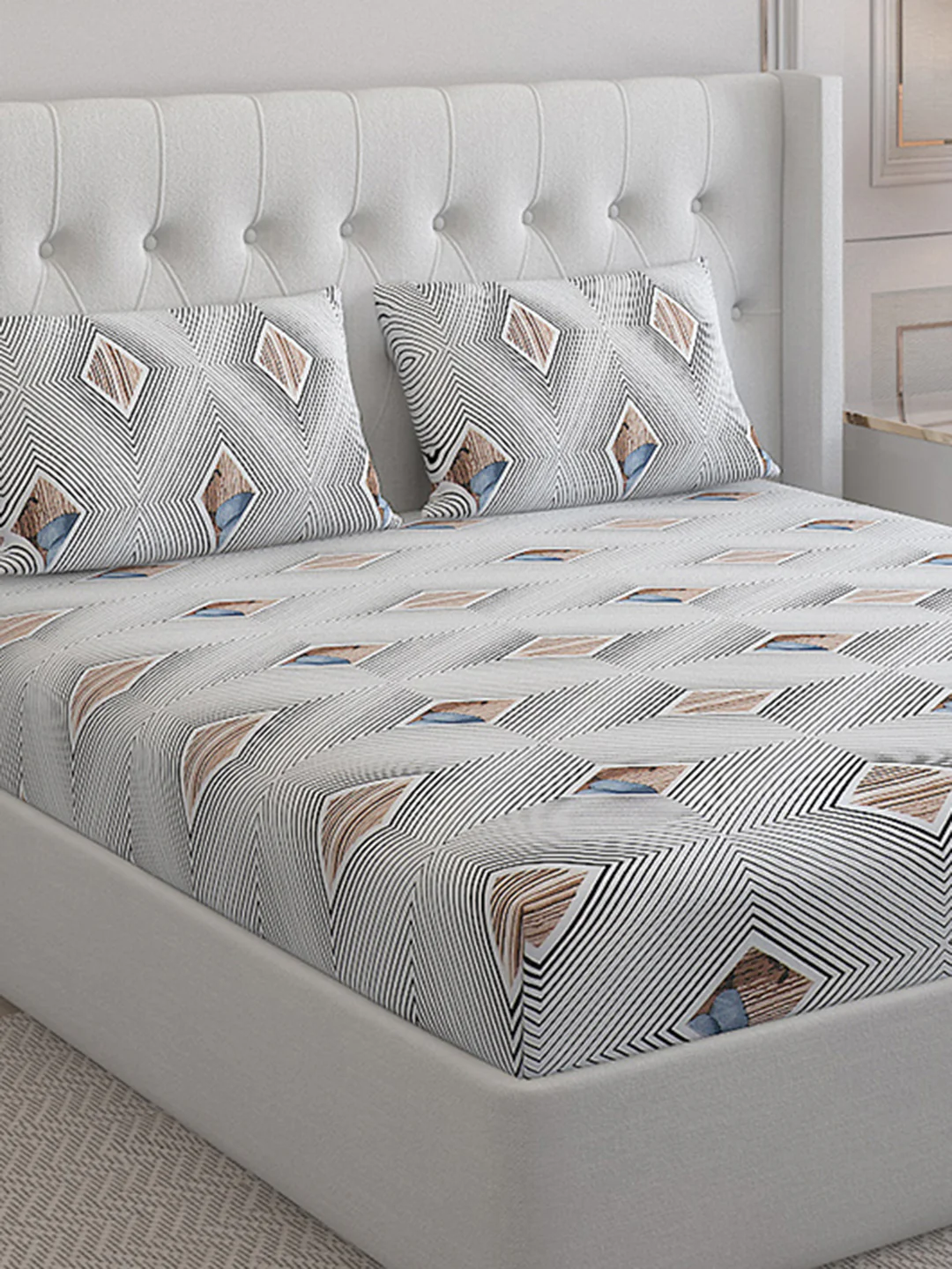 130 GSM  Polyester Double Bed Bedsheet with 2 Pillow Covers - Image 5
