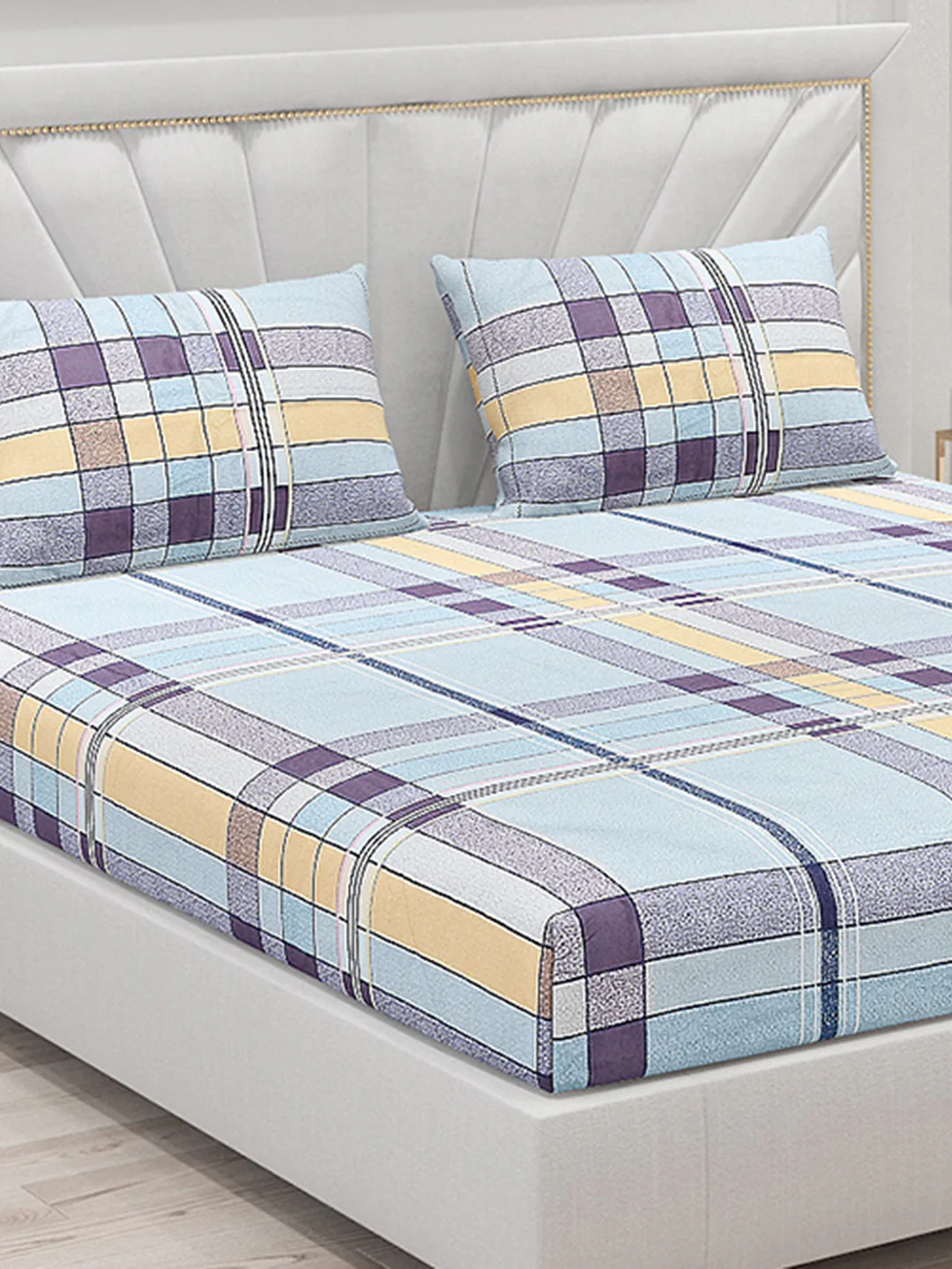 130 GSM Polyester Double Bed Bedsheet with 2 Pillow Covers - Image 5