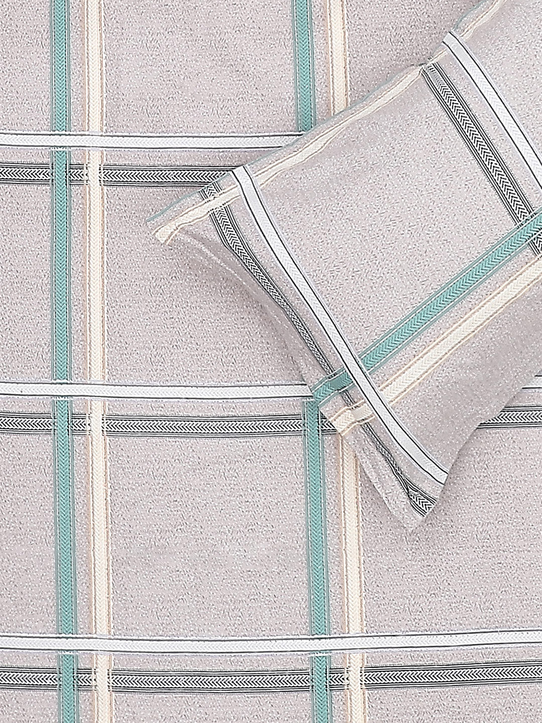 130 GSM Polyester Double Bed Bedsheet with 2 Pillow Covers - Image 6