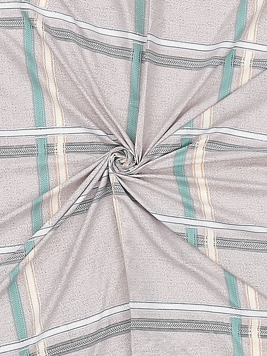 130 GSM Polyester Double Bed Bedsheet with 2 Pillow Covers - Image 9
