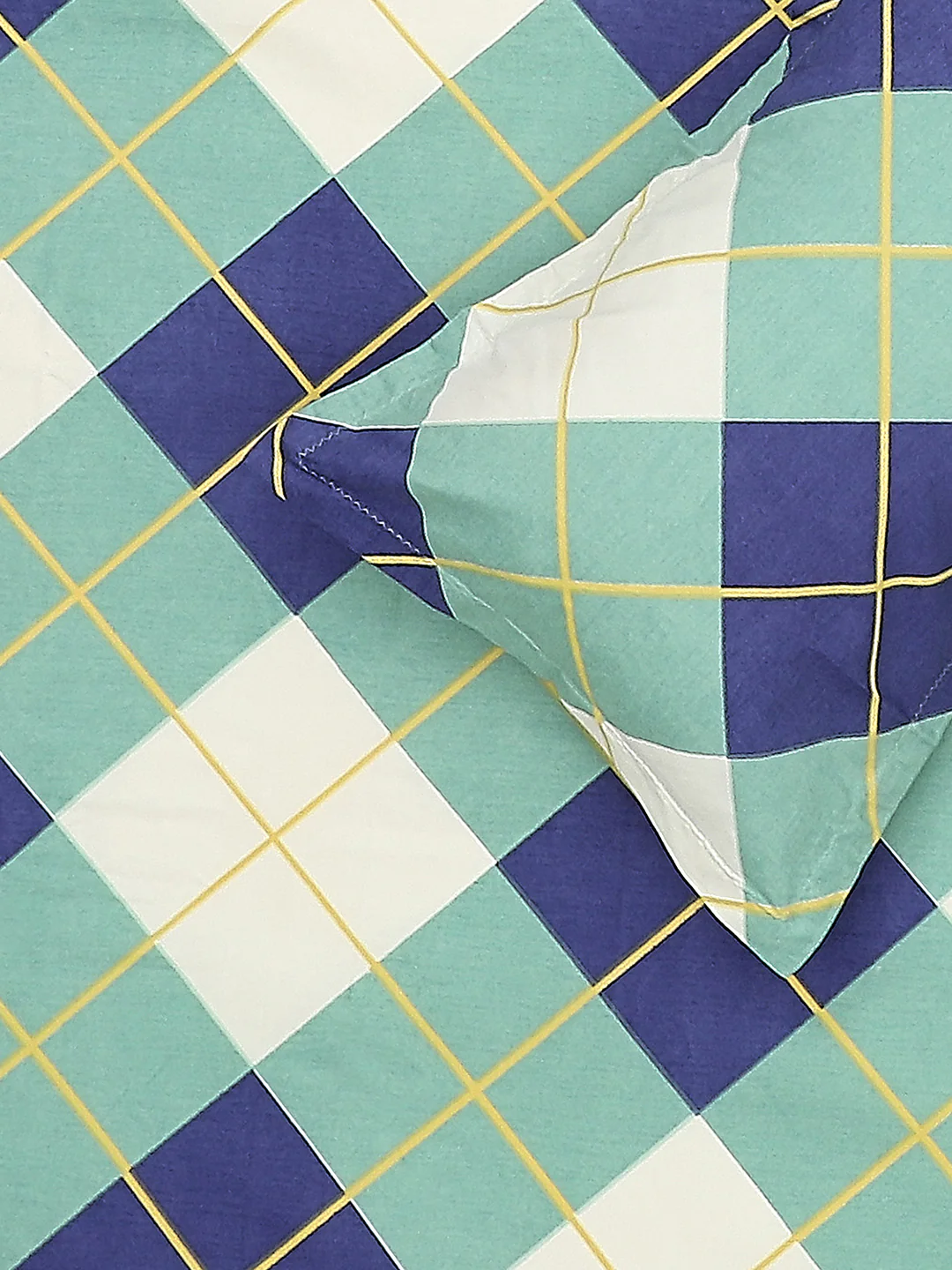 130 GSM Polyester Double Bed Bedsheet with 2 Pillow Covers - Image 6