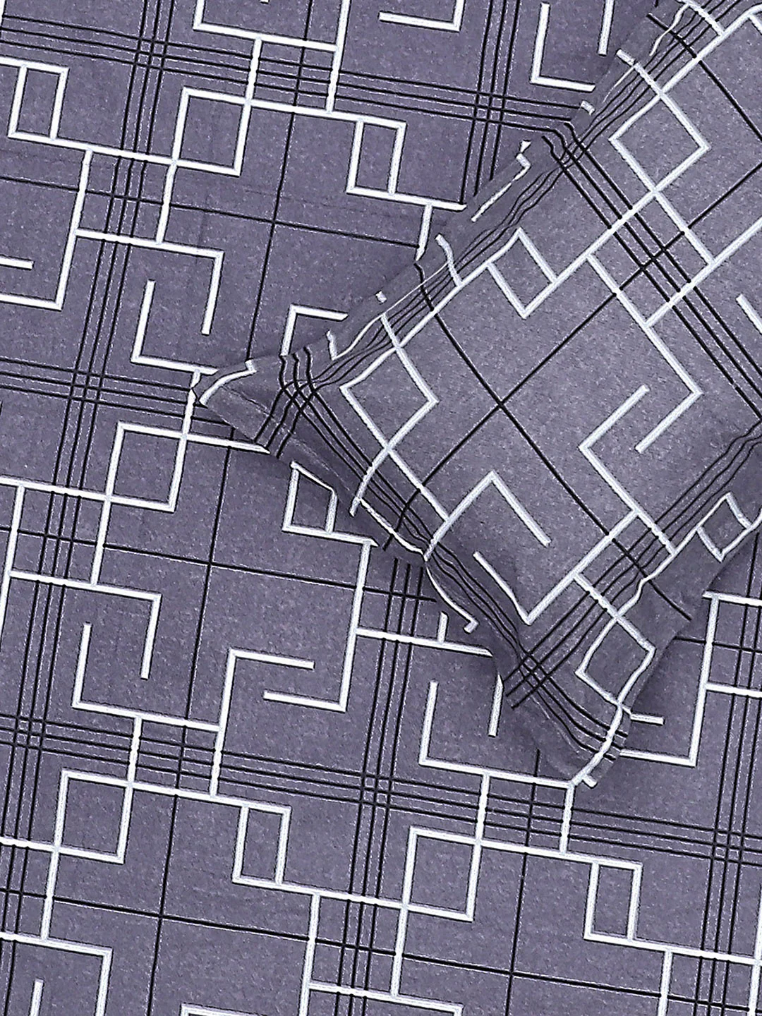 130 GSM Polyester Double Bed Bedsheet with 2 Pillow Covers - Image 6