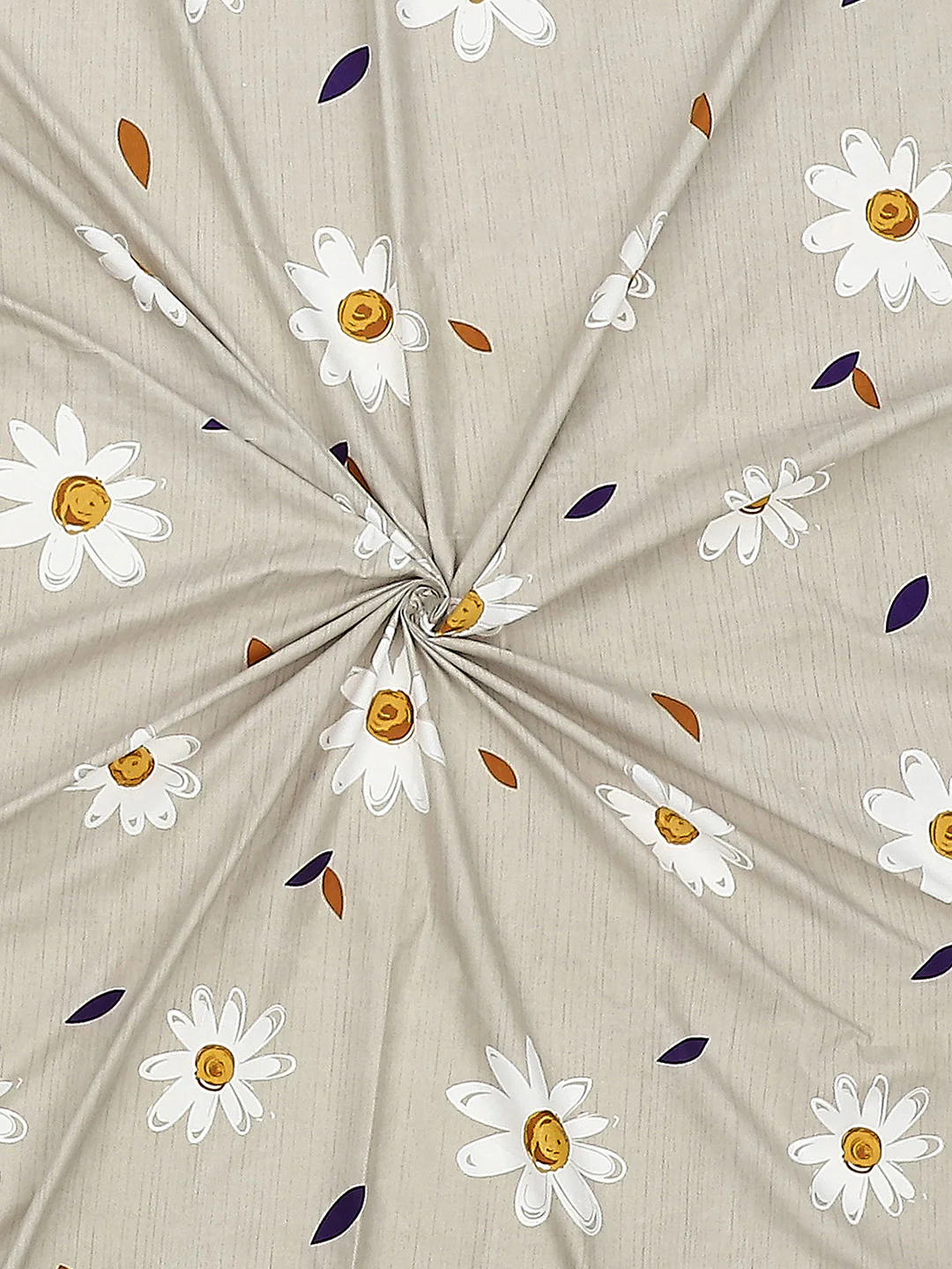 130 GSM Polyester Double Bed Bedsheet with 2 Pillow Covers - Image 9