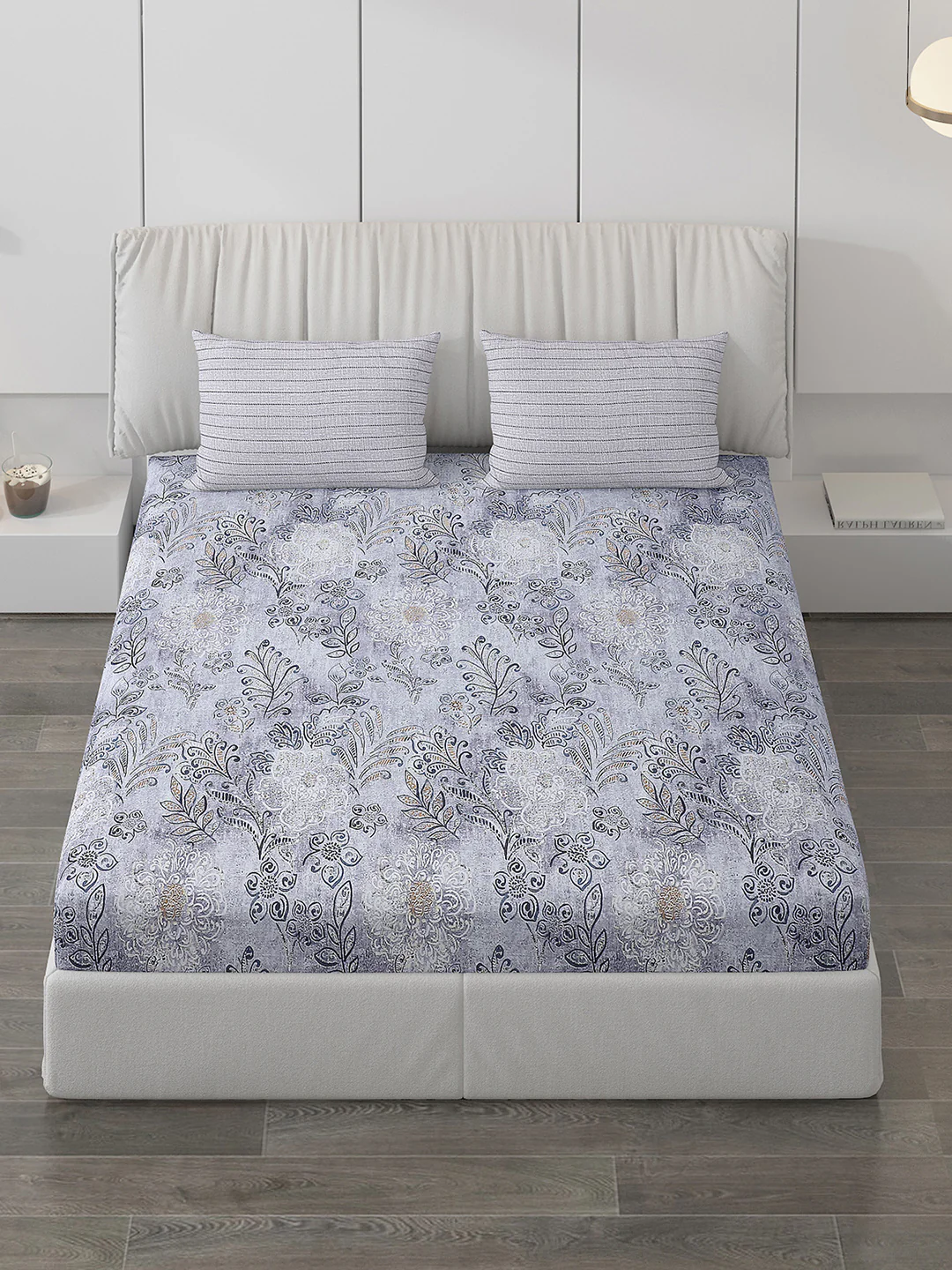 130 GSM Polyester Double Bed Bedsheet with 2 Pillow Covers - Image 2
