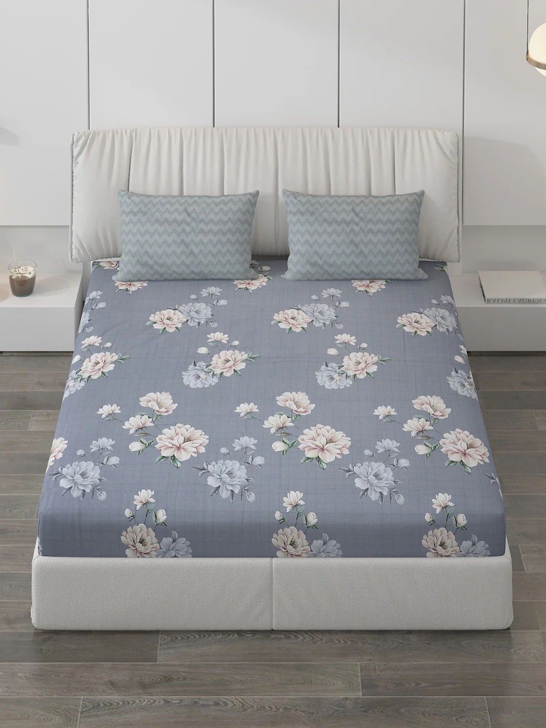 130 GSM Polyester Double Bed Bedsheet with 2 Pillow Covers - Image 2