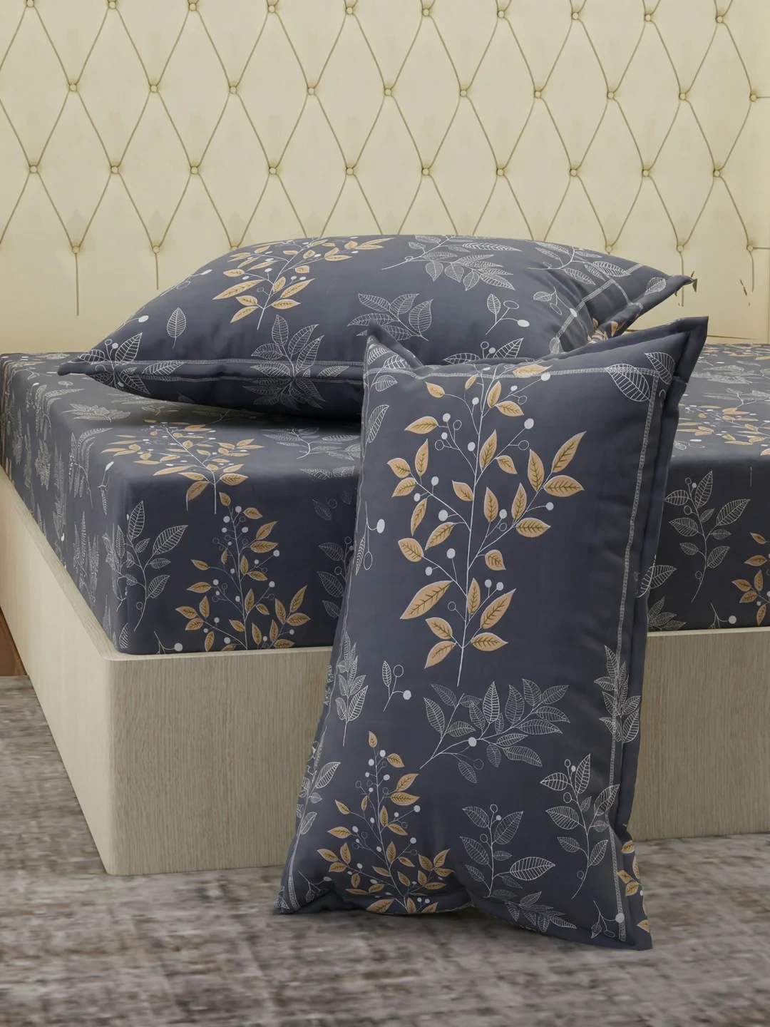 130 GSM Polyester Double Bed Bedsheet with 2 Pillow Covers Fashnik Collection - Image 5