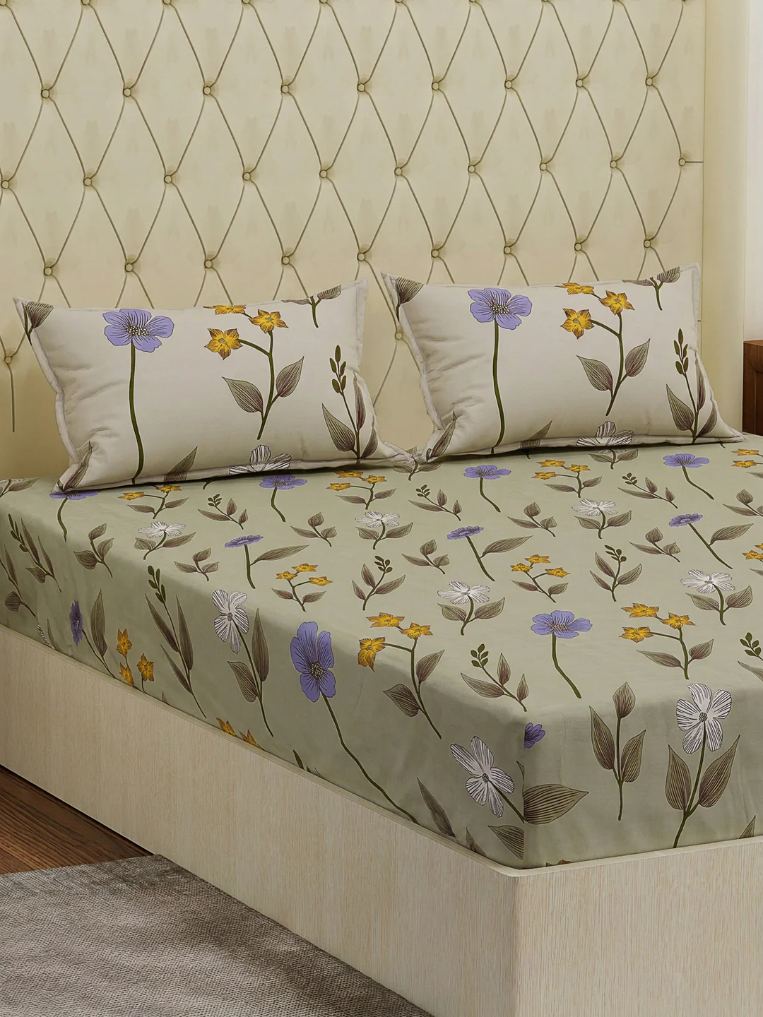 130 GSM Polyester Double Bed Bedsheet with 2 Pillow Covers Fashnik Collection