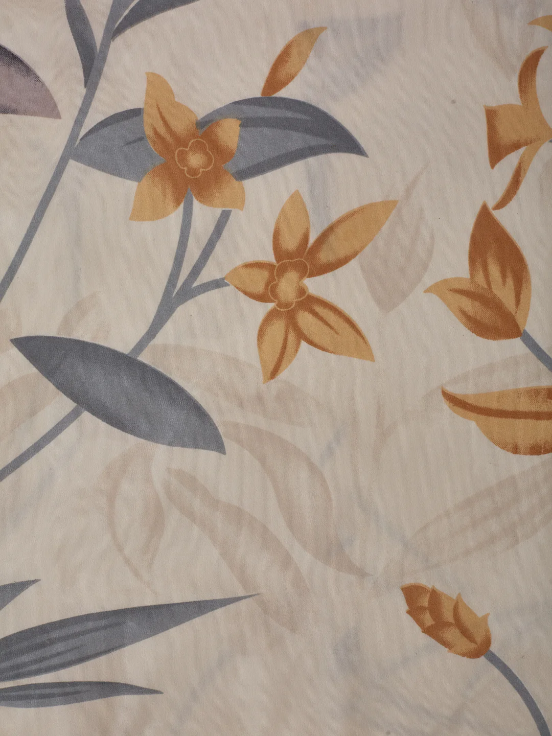 130 GSM Polyester Double Bed Bedsheet with 2 Pillow Covers Fashnik Collection - Image 7