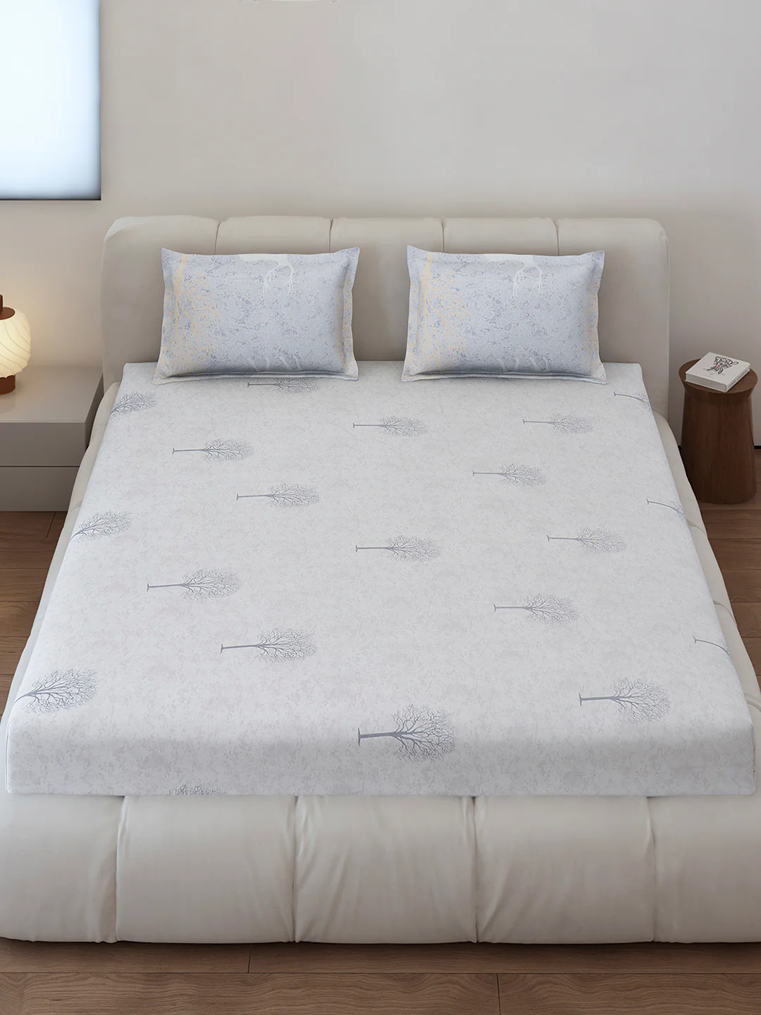 130 GSM Polyester King Size 1 Bedsheet with 2 Pillow Covers (Edmond) - Image 3