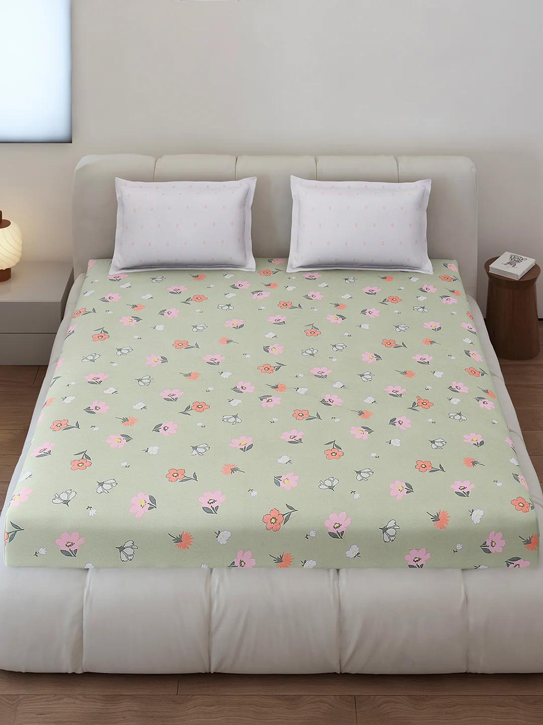 130 GSM Polyester King Size 1 Bedsheet with 2 Pillow Covers (Edmond) - Image 3