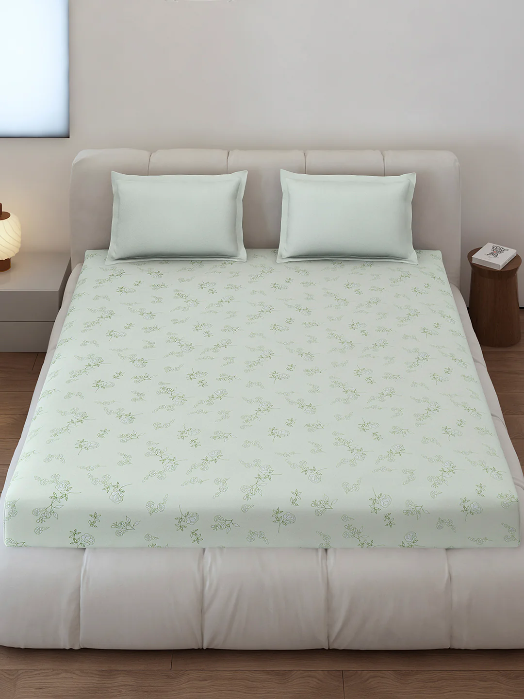 130 GSM Polyester King Size 1 Bedsheet with 2 Pillow Covers (Edmond) - Image 3