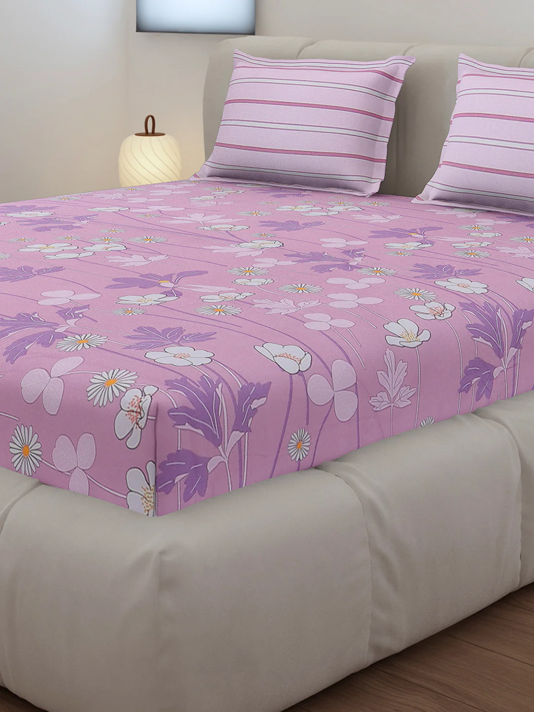130 GSM Polyester King Size 1 Bedsheet with 2 Pillow Covers (Edmond) - Image 4