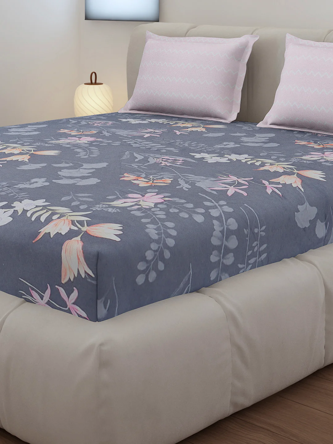 130 GSM Polyester King Size 1 Bedsheet with 2 Pillow Covers (Edmond) - Image 4